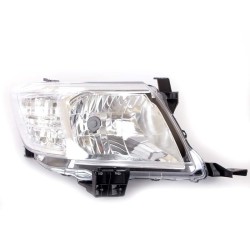 Toyota Hilux Double Cab Right Hand Side Headlight Headlamp LAT L1 2011-2015