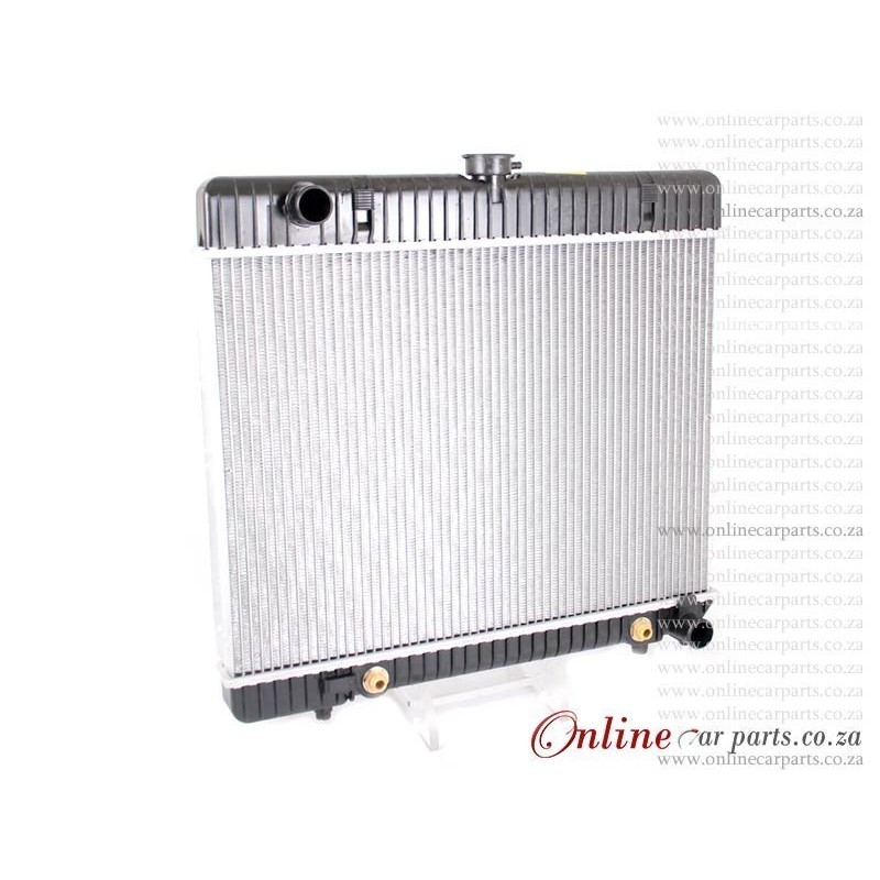 Mercedes Benz W123 2800 1978- Radiator